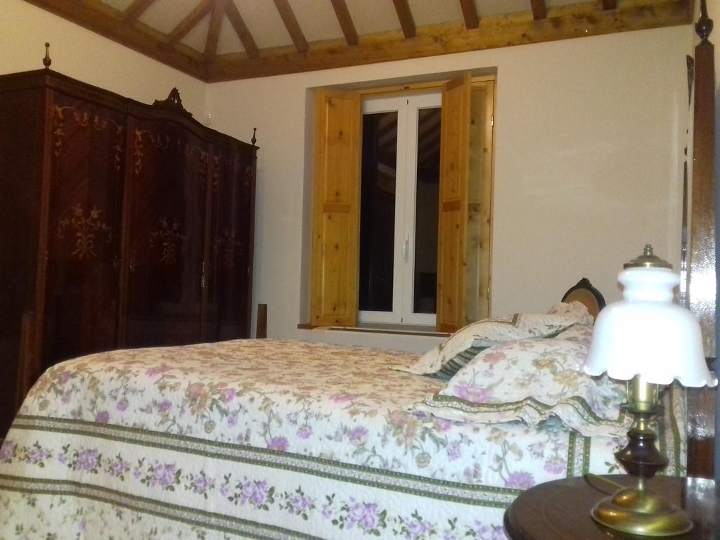 Arneiro da Volta Casa De Besteiros מראה חיצוני תמונה