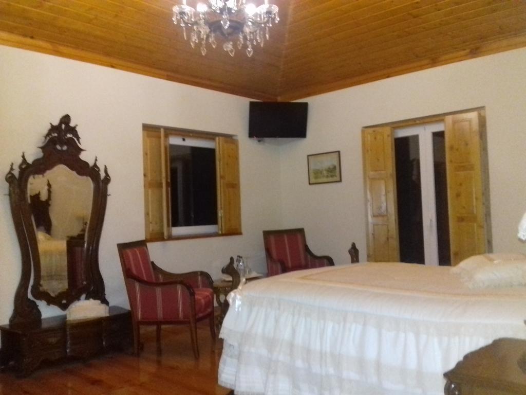 Arneiro da Volta Casa De Besteiros מראה חיצוני תמונה