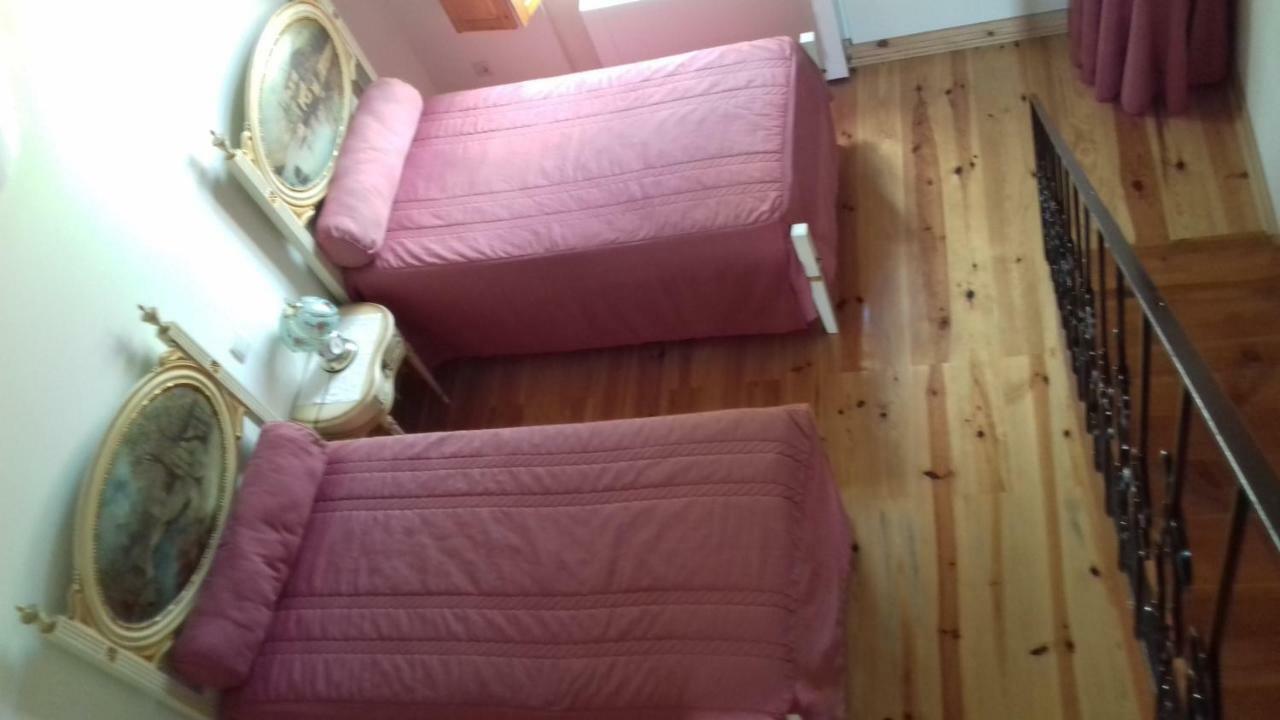 Arneiro da Volta Casa De Besteiros מראה חיצוני תמונה